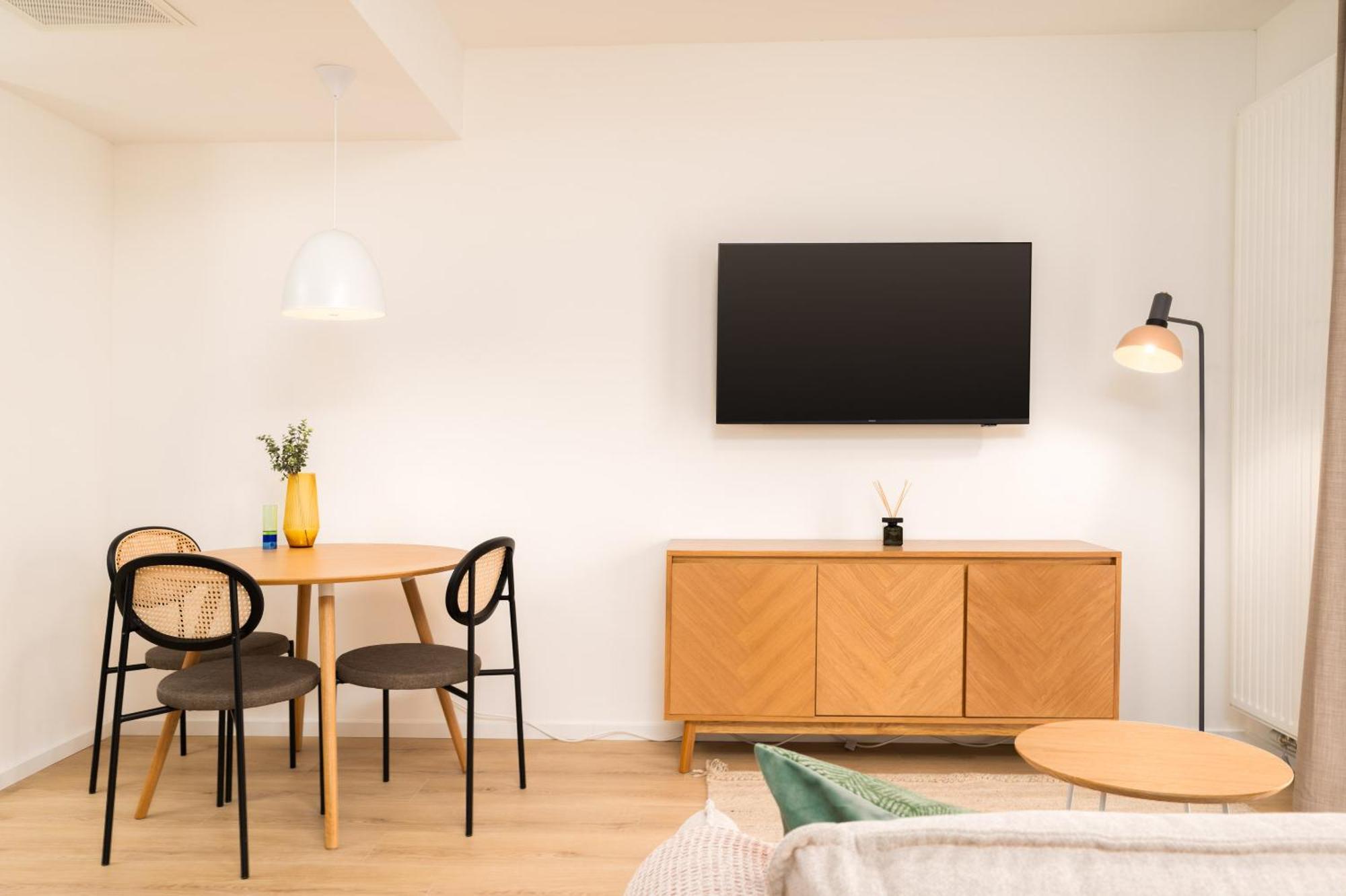 Limehome Vienna Favoritenstr. Стая снимка