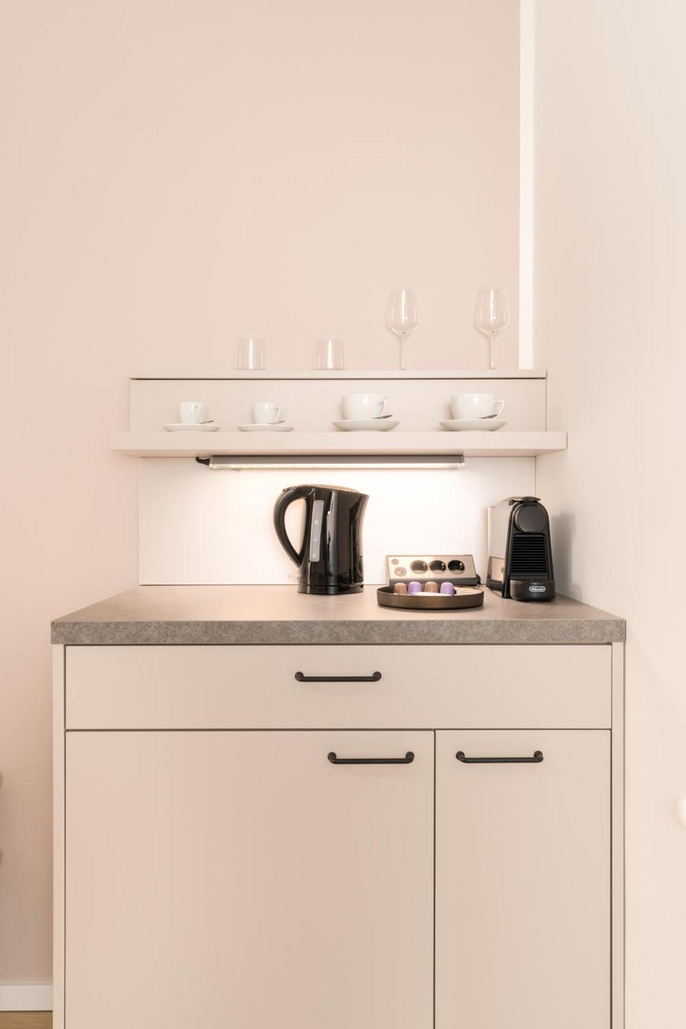 Limehome Vienna Favoritenstr. Стая снимка