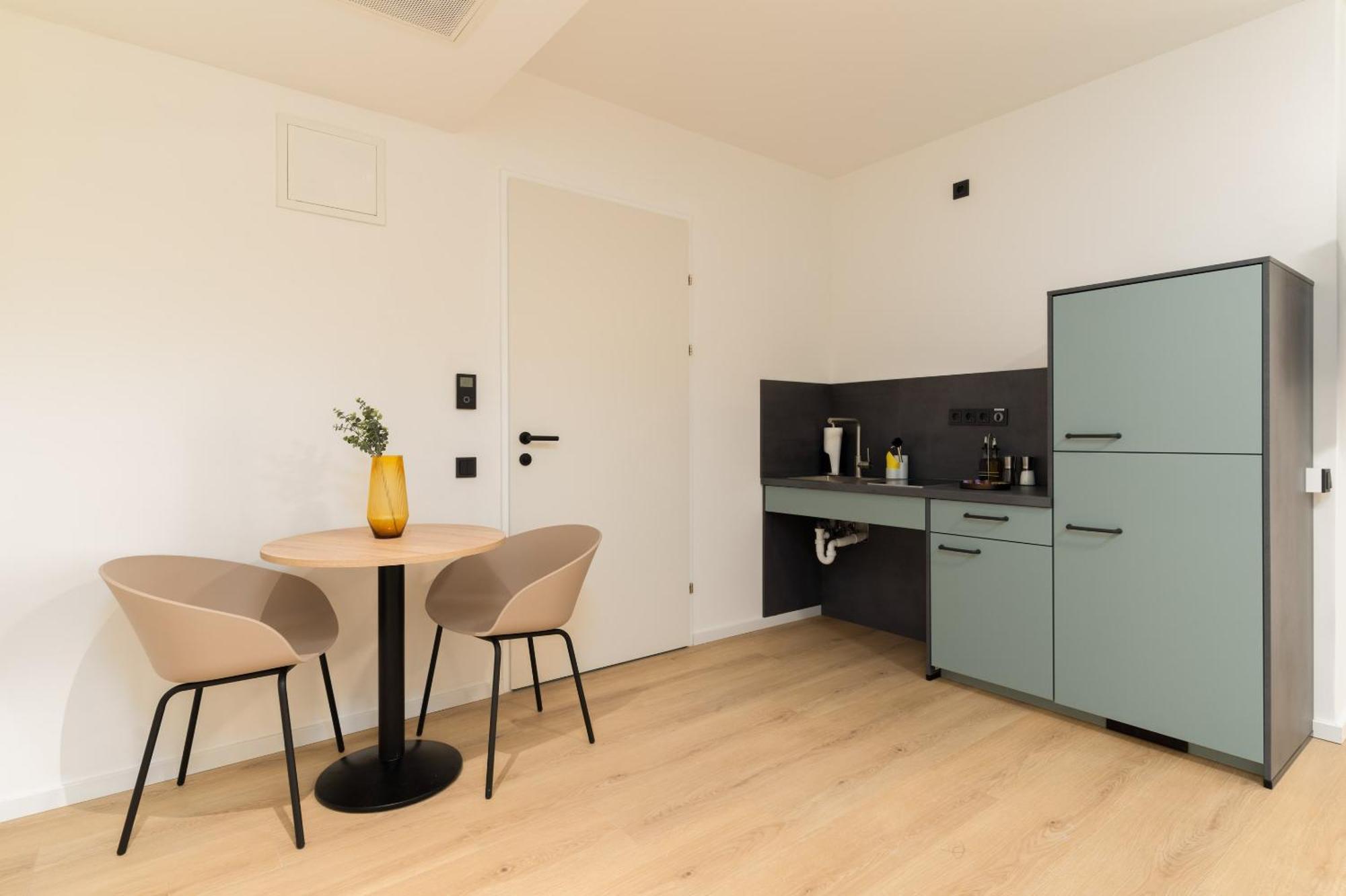 Limehome Vienna Favoritenstr. Стая снимка