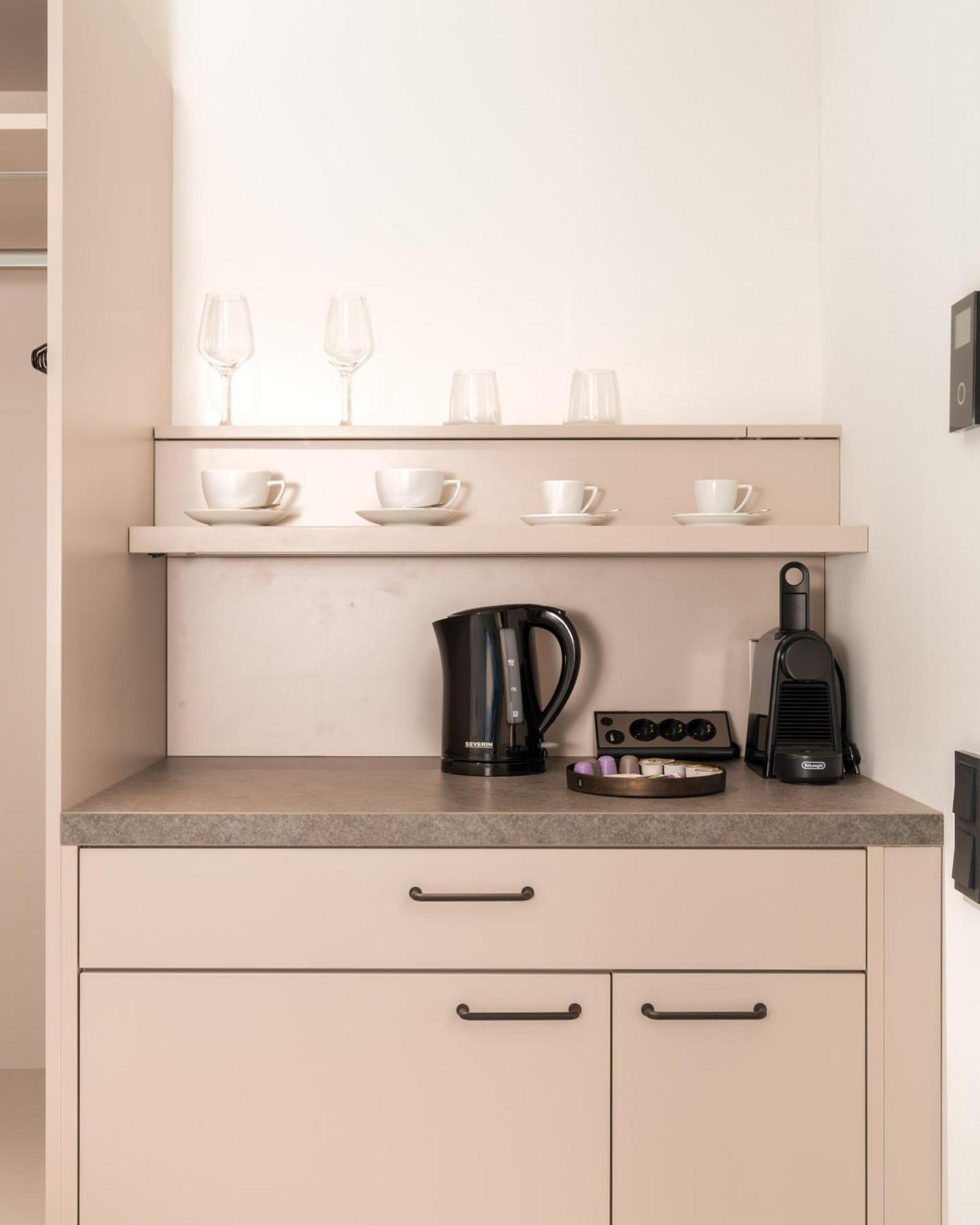Limehome Vienna Favoritenstr. Стая снимка